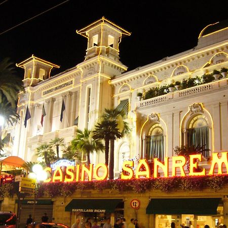 La Pace, Il Sole, Il Mare - Sanremo Casa Indipendente Vista Mare, Posto Auto Privato, Ampio Spazio Esterno Attrezzato, A Pochi Minuti Dalle Spiagge ภายนอก รูปภาพ